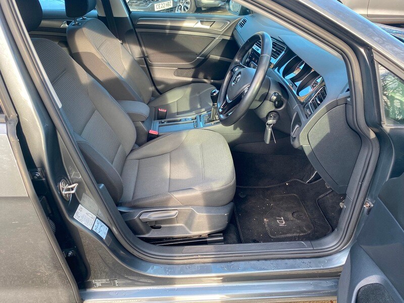 Used Volkswagen Golf 2018 for sale - 77370405: Photo 23