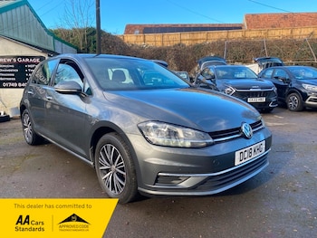 Used Volkswagen Golf 2018 for sale - 77370405: Photo