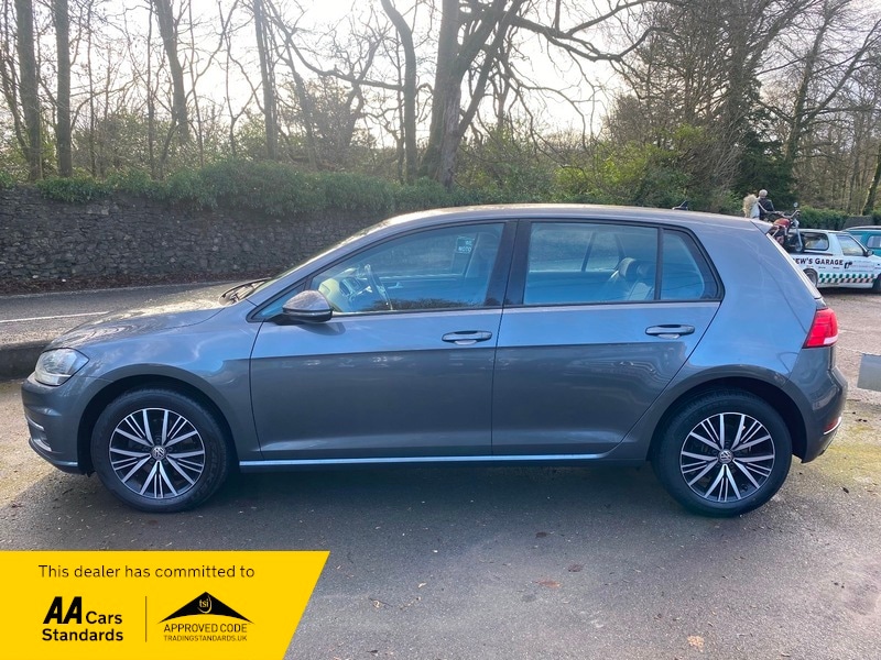 Used Volkswagen Golf 2018 for sale - 77370405: Photo 8