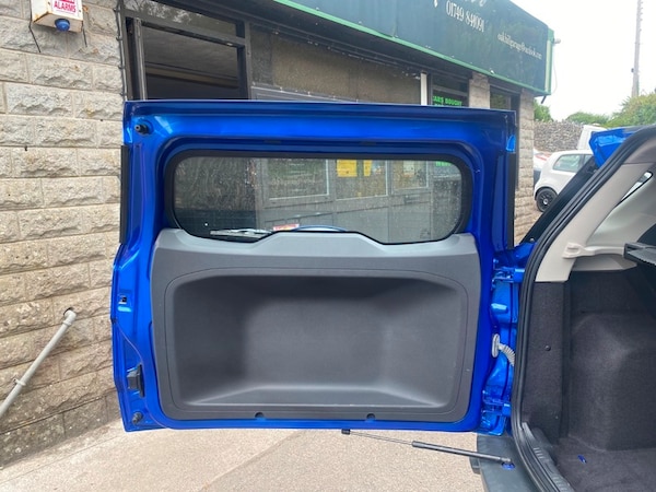 Used Ford Ecosport 2015 for sale - 75165057: Photo 28