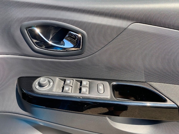 Used Renault Captur 2015 for sale - 75643143: Photo 17