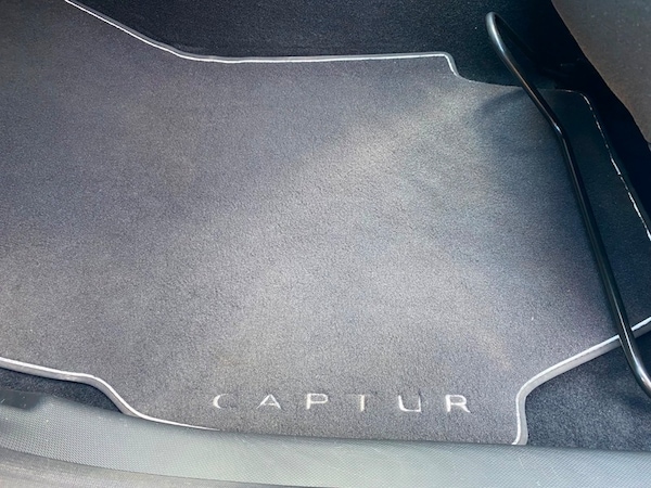 Used Renault Captur 2015 for sale - 75643143: Photo 24