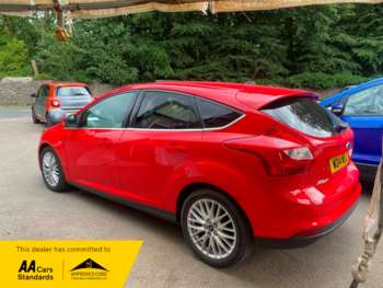 2014 - ZETEC 1.0 TURBO. Full Service History. ONE OWNER. New Engine Fitted by Ford 5-Door