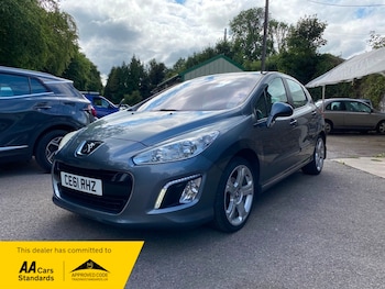 Used Peugeot 308 2011 for sale - 75597565: Photo