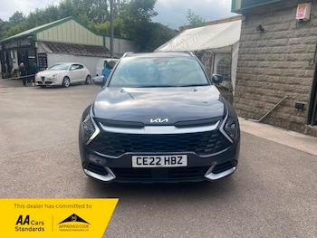 2022 - 2 ISG 1.6cc ONE OWNER. Just arrived awaiting preparation. 5-Door
