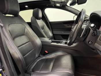 Used Jaguar XF 2018 for sale - 74725612: Photo