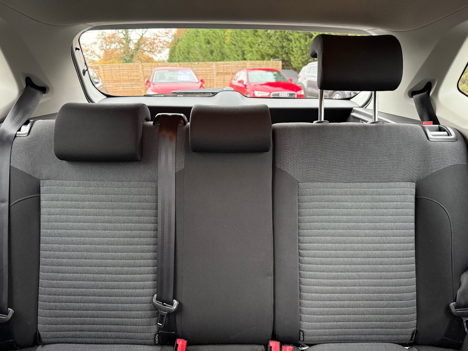 Used Volkswagen Polo 2011 for sale - 76845860: Photo 13