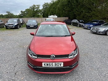 Used Volkswagen Polo 2015 for sale - 78703738: Photo
