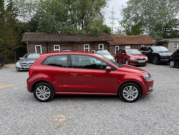 Used Volkswagen Polo 2015 for sale - 78703738: Photo