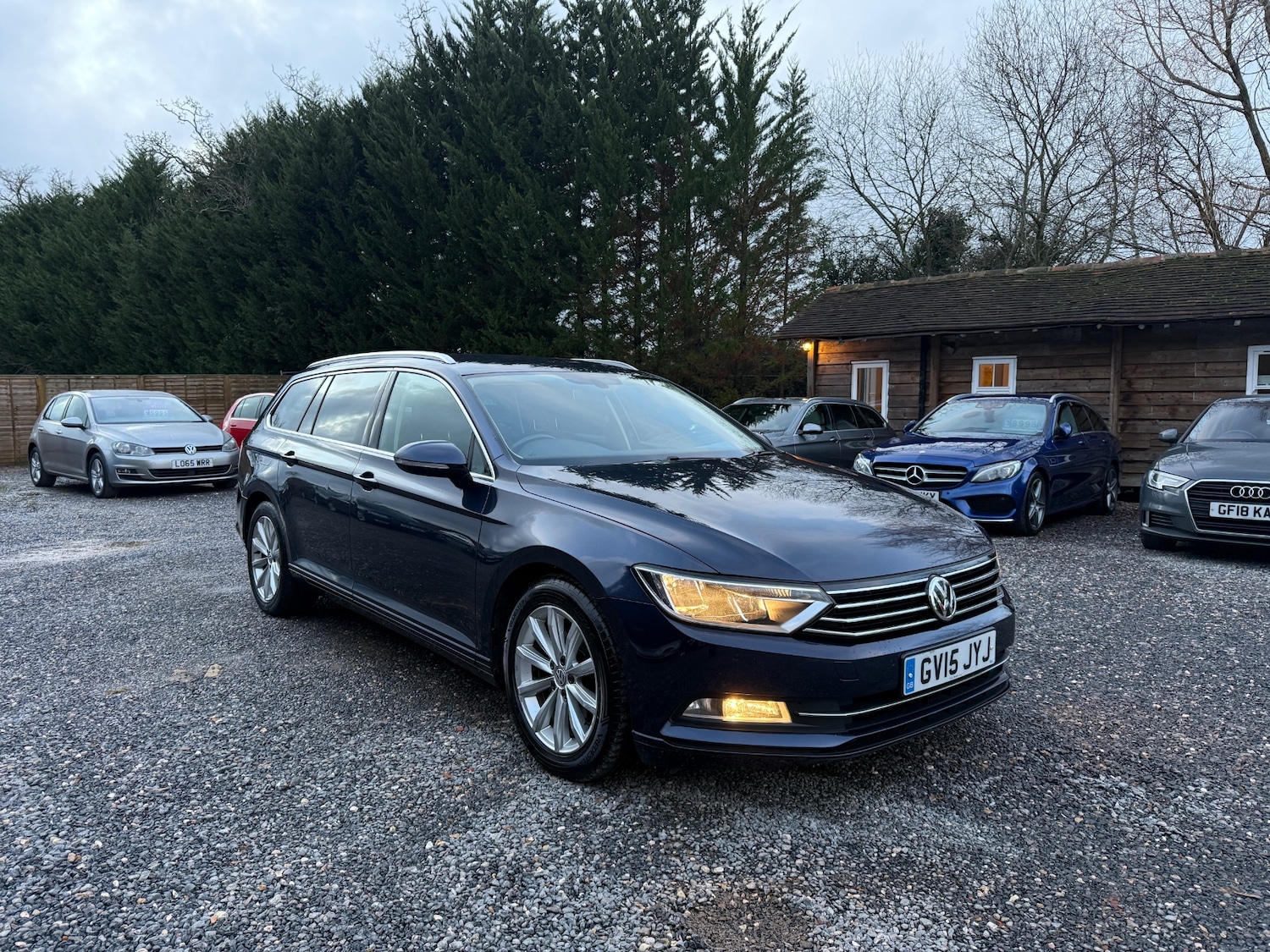 Used Volkswagen Passat 2015 for sale - 77129864: Photo 2