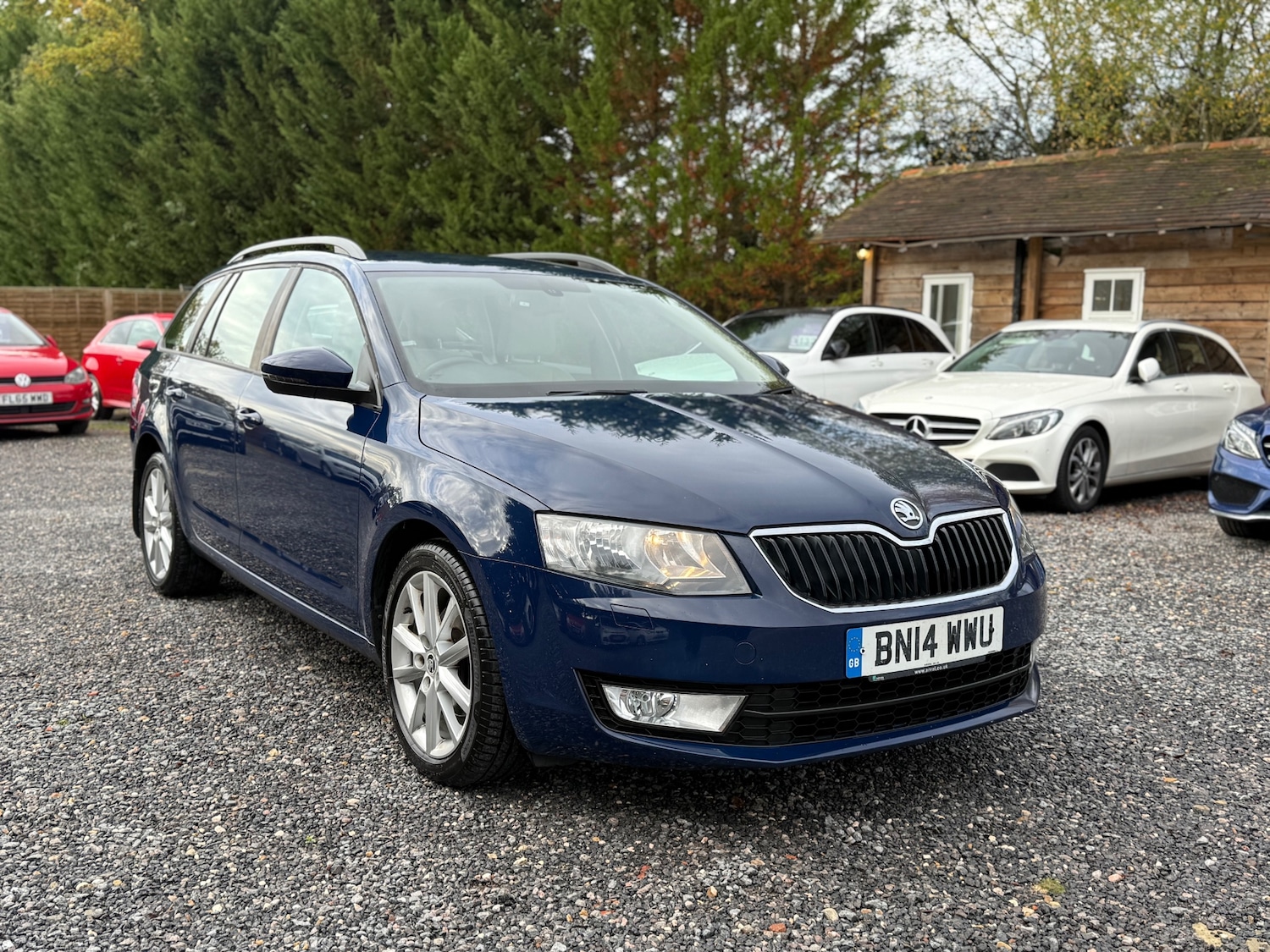 Used Skoda Octavia 2014 for sale - 76553886: Photo 2