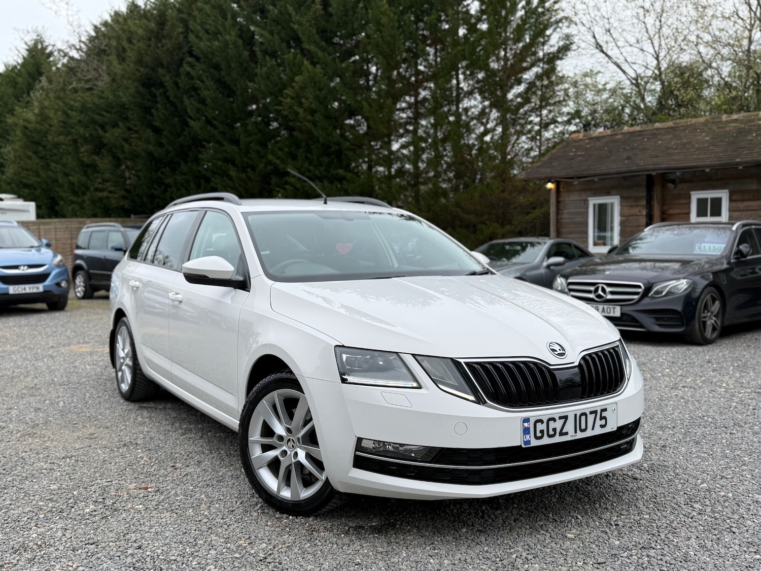 Used Skoda Octavia 2017 for sale - 77983818: Photo 2