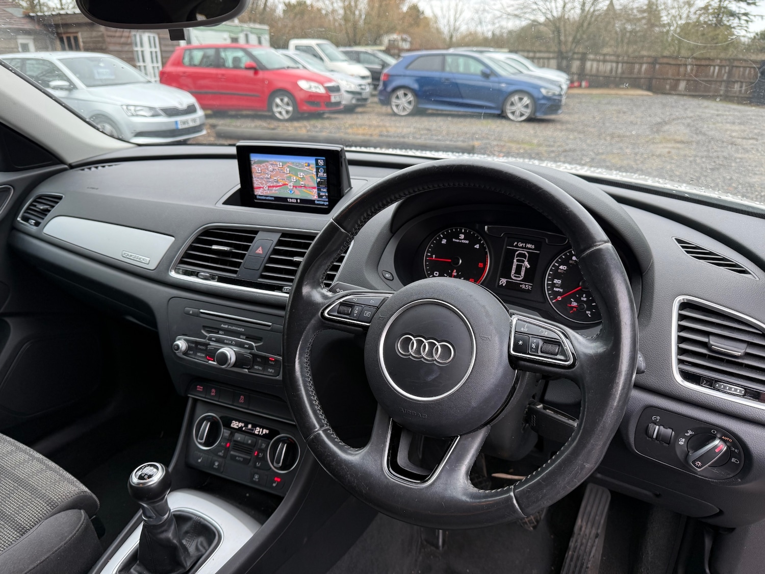 Used Audi Q3 2015 for sale - 77324242: Photo 10