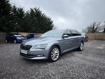 Used Skoda Superb 2015 for sale - 77445761: Photo