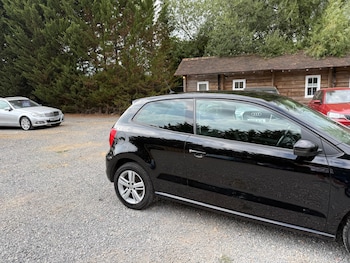 Used Volkswagen Polo 2017 for sale - 79306259: Photo
