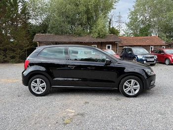 Used Volkswagen Polo 2017 for sale - 79306259: Photo