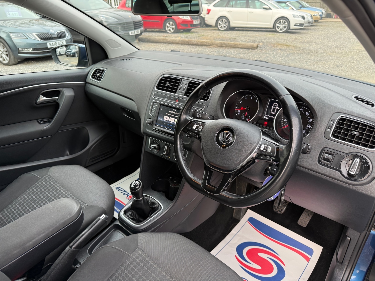 Used Volkswagen Polo 2016 for sale - 77983819: Photo 15