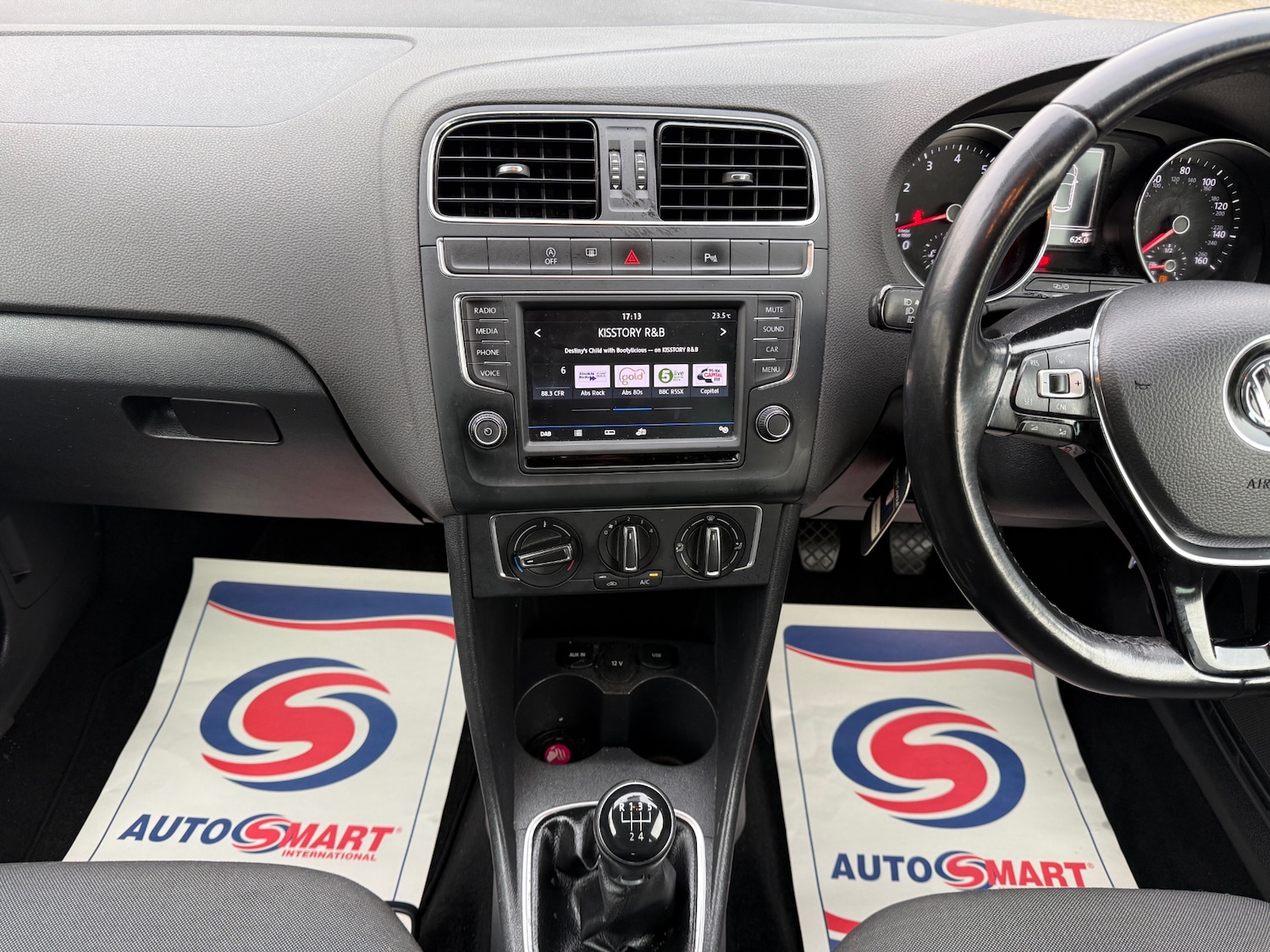 Used Volkswagen Polo 2016 for sale - 77983819: Photo 18