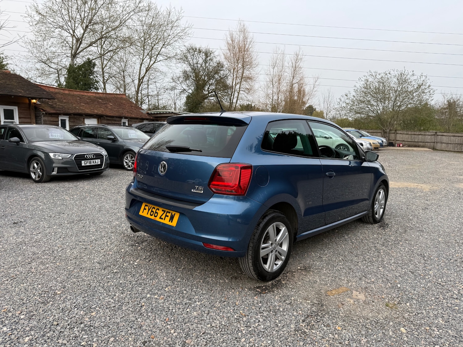 Used Volkswagen Polo 2016 for sale - 77983819: Photo 9