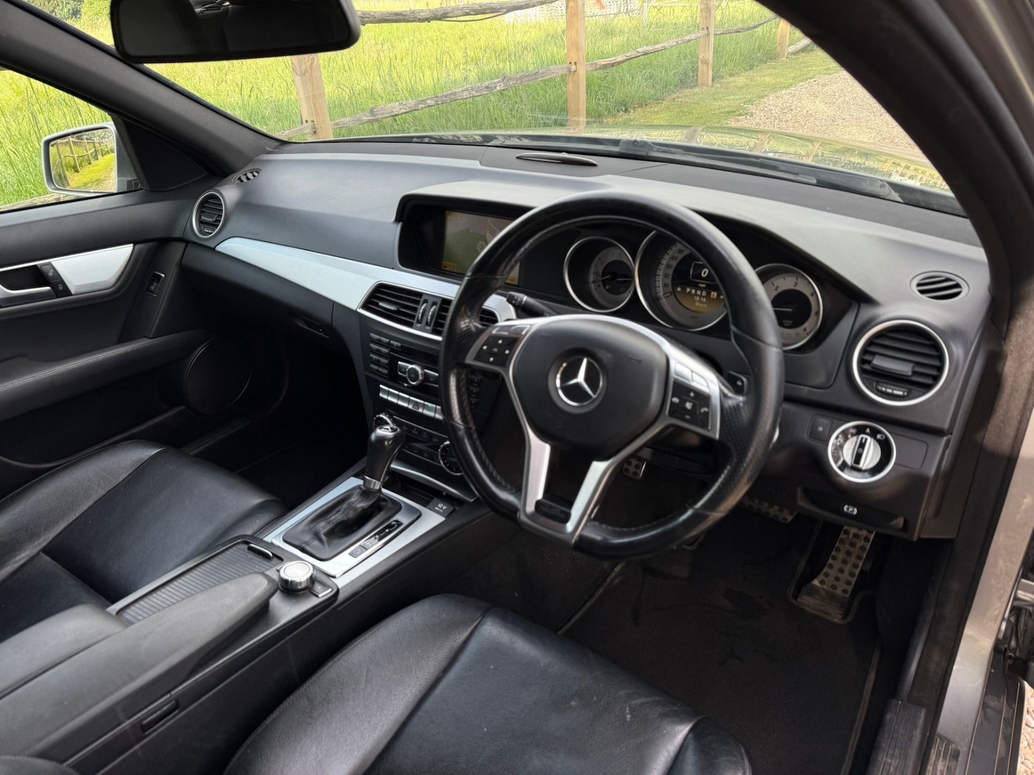 Used Mercedes-Benz C Class 2011 for sale - 76382809: Photo 14