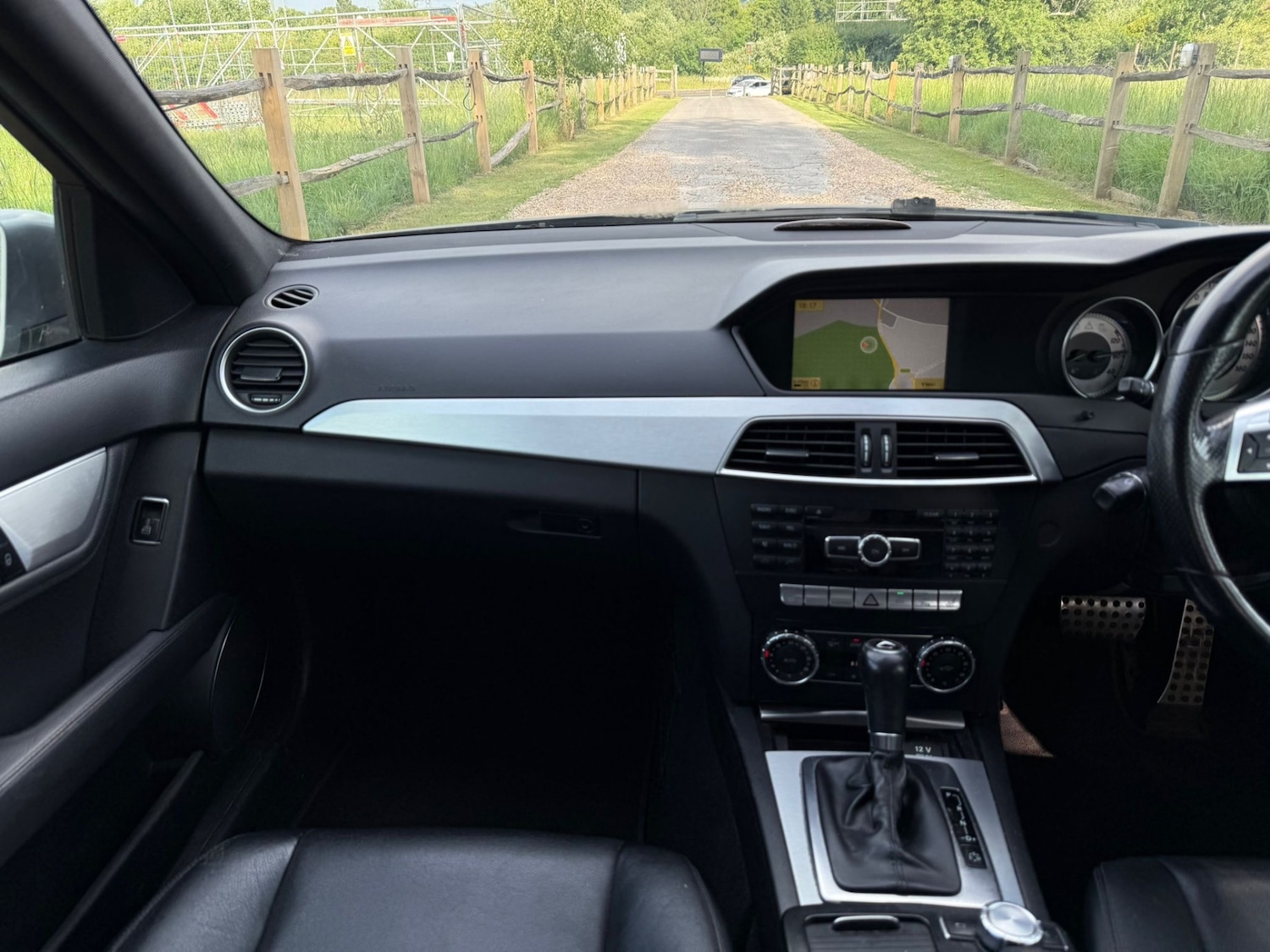 Used Mercedes-Benz C Class 2011 for sale - 76382809: Photo 17