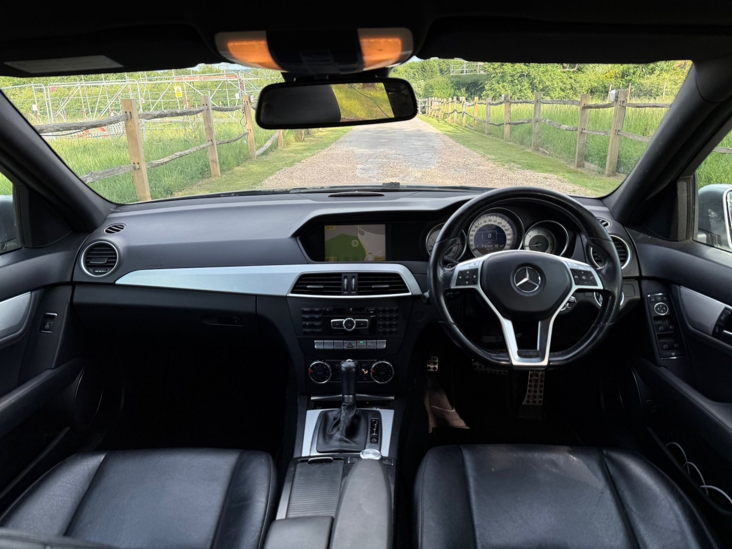 Used Mercedes-Benz C Class 2011 for sale - 76382809: Photo 20