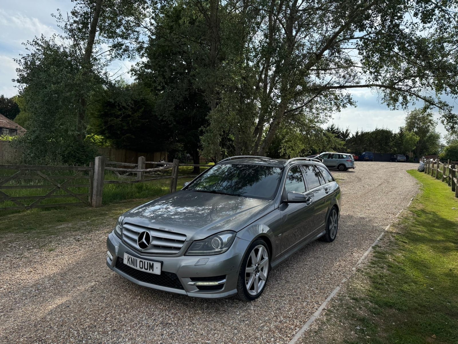 Used Mercedes-Benz C Class 2011 for sale - 76382809: Photo 5