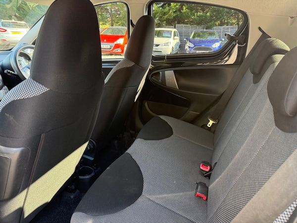 Used Toyota AYGO 2013 for sale - 76007277: Photo 14
