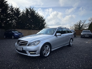 Used Mercedes-Benz C Class 2014 for sale - 77445743: Photo