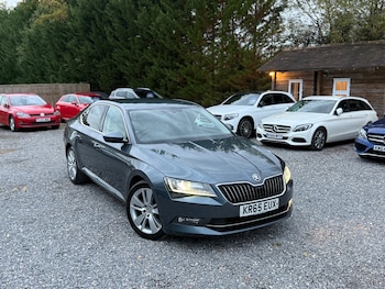 Used Skoda Superb 2016 for sale - 76560152: Photo