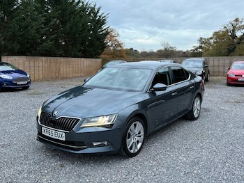 Used Skoda Superb 2016 for sale - 76560152: Photo
