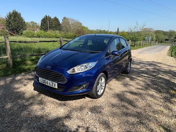 Used Ford Fiesta 2015 for sale - 78341780: Photo