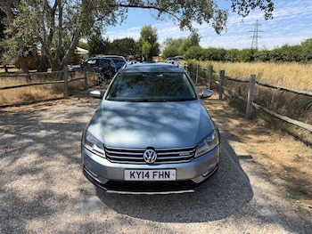 Used Volkswagen Passat 2014 for sale - 79324171: Photo