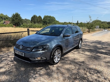 Used Volkswagen Passat 2014 for sale - 79324171: Photo