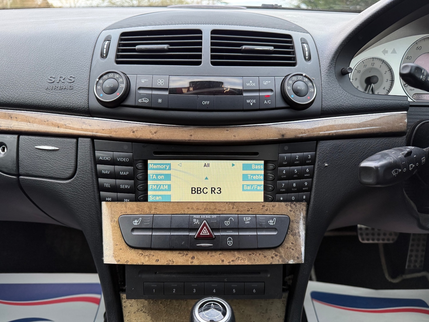 Used Mercedes-Benz E Class 2009 for sale - 78032071: Photo 18