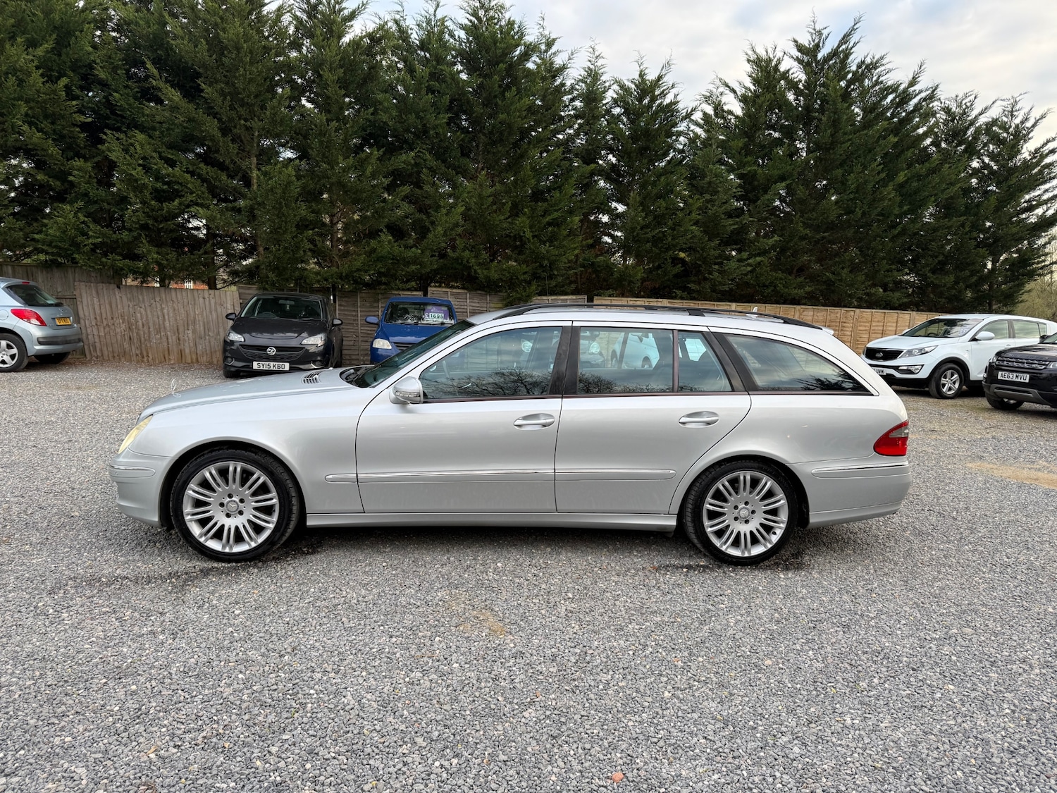 Used Mercedes-Benz E Class 2009 for sale - 78032071: Photo 8