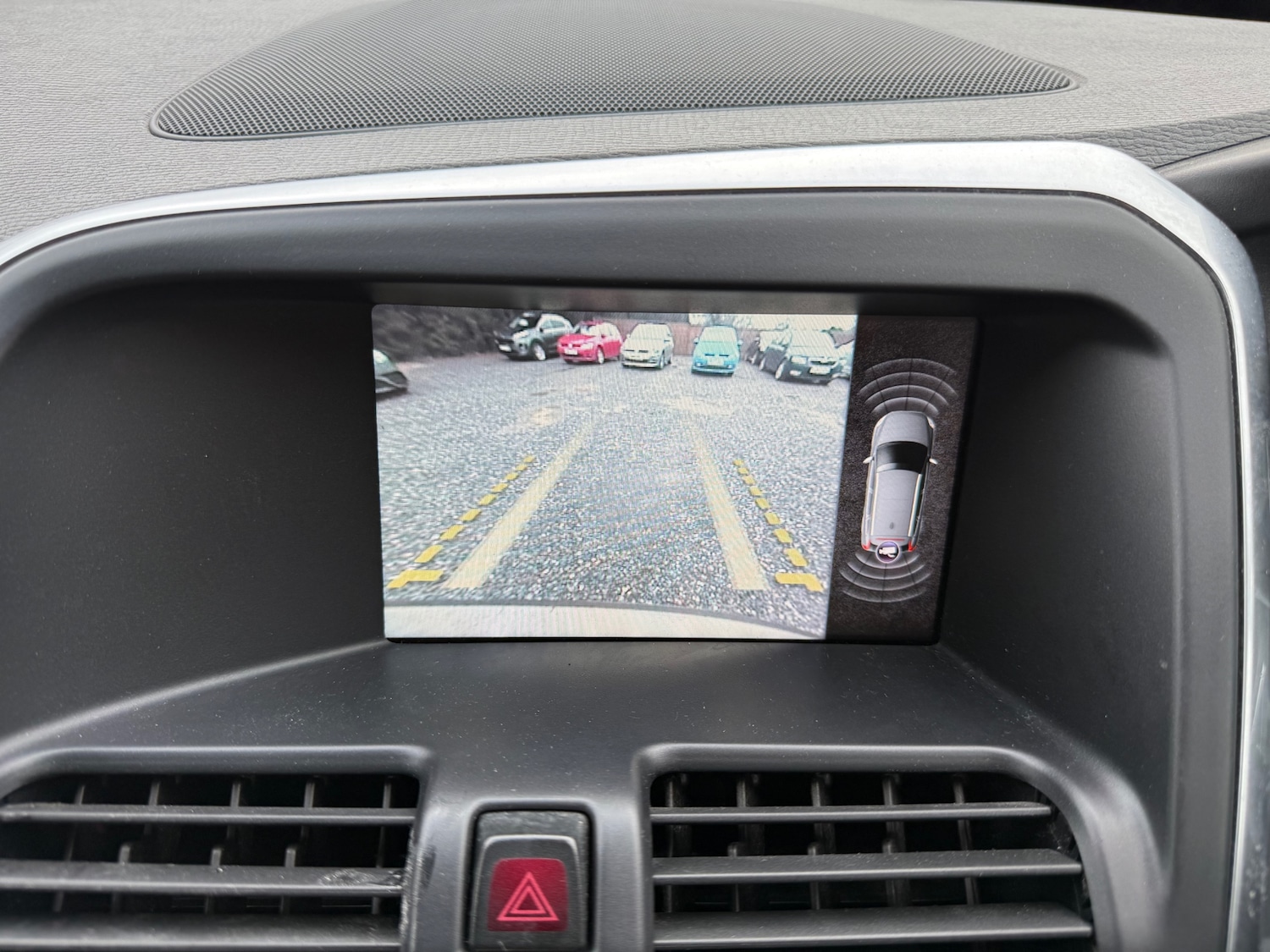 Used Volvo XC60 2014 for sale - 77245142: Photo 15