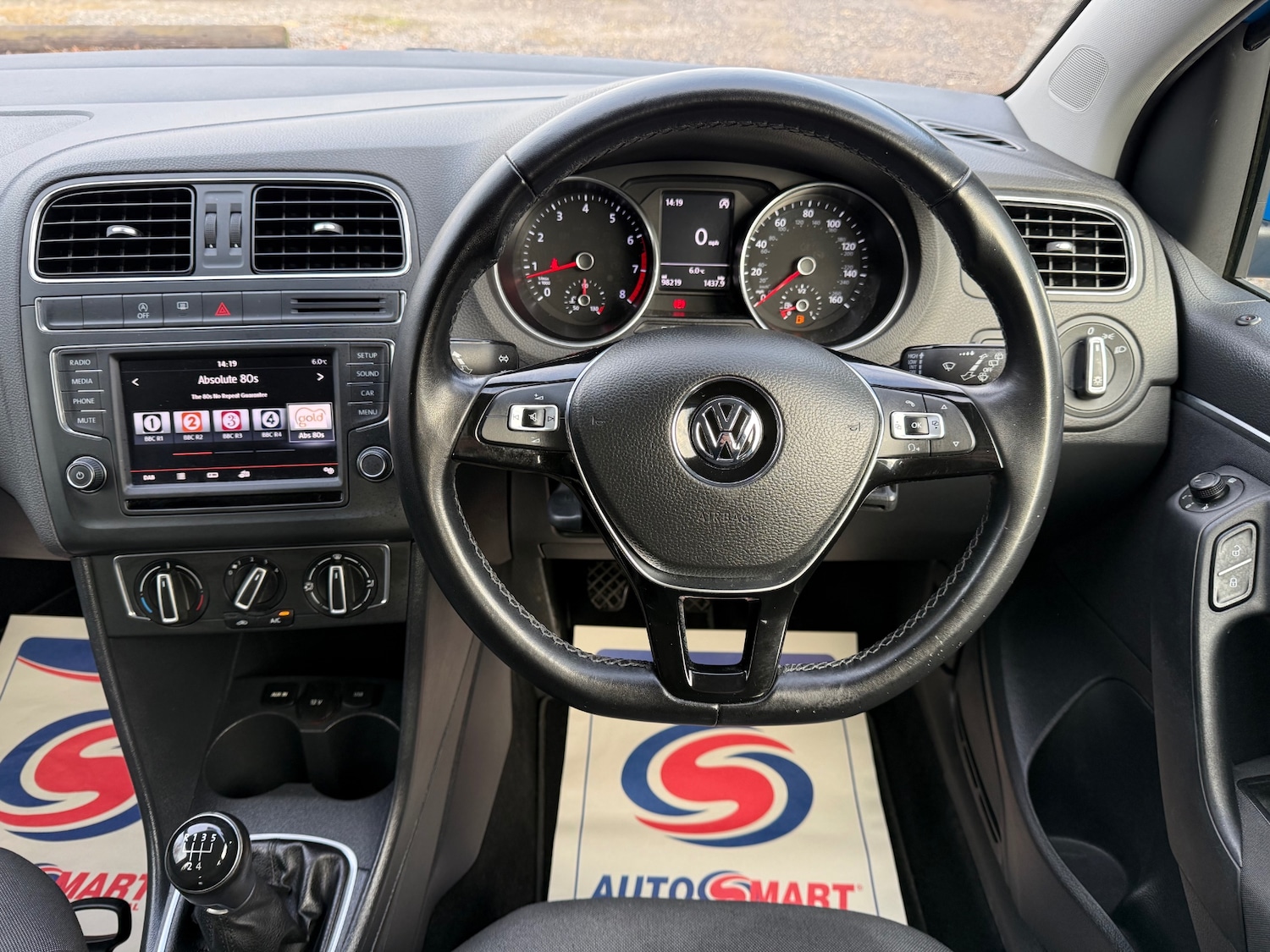 Used Volkswagen Polo 2015 for sale - 77199205: Photo 17