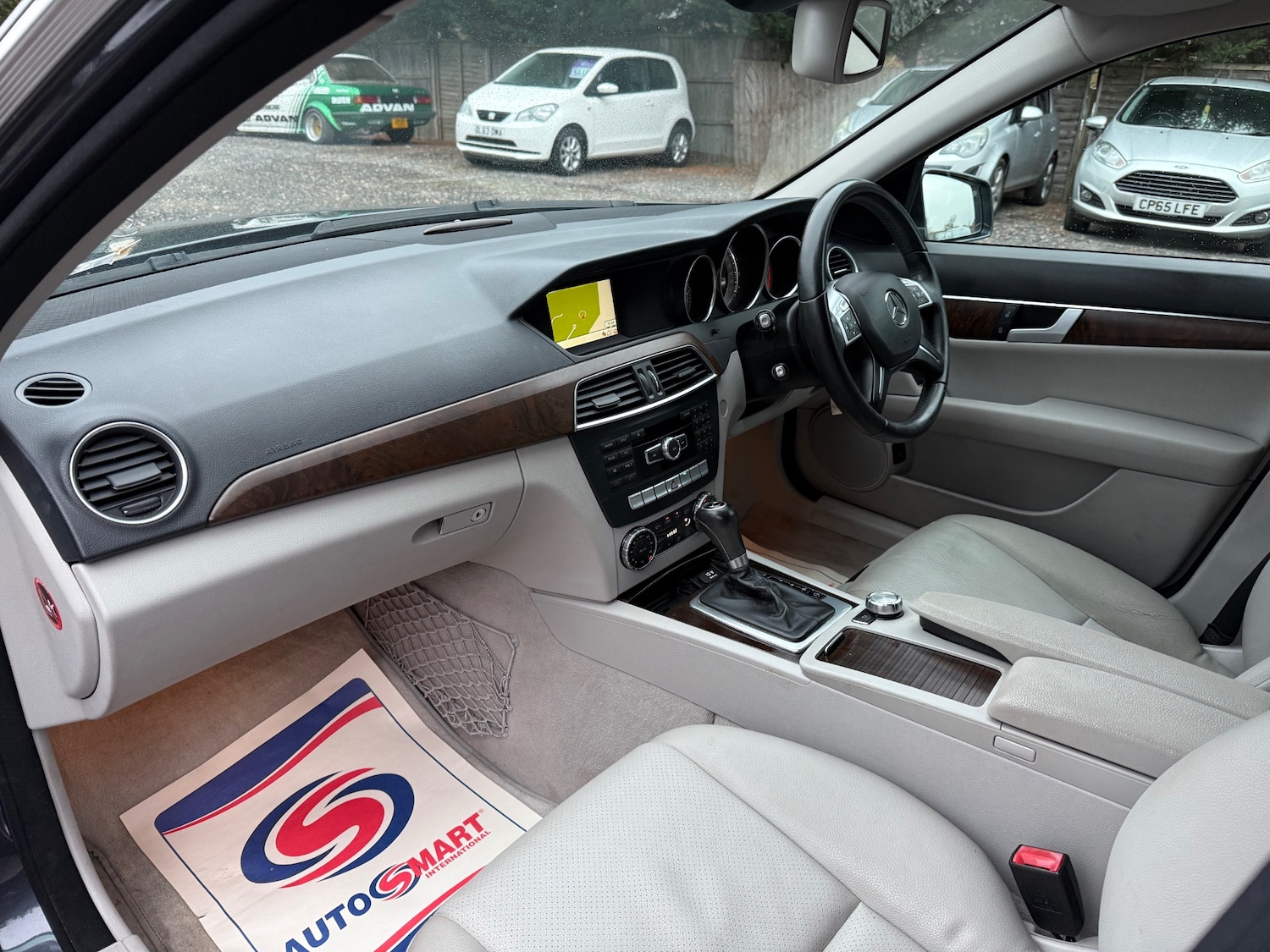 Used Mercedes-Benz C Class 2012 for sale - 76958704: Photo 13