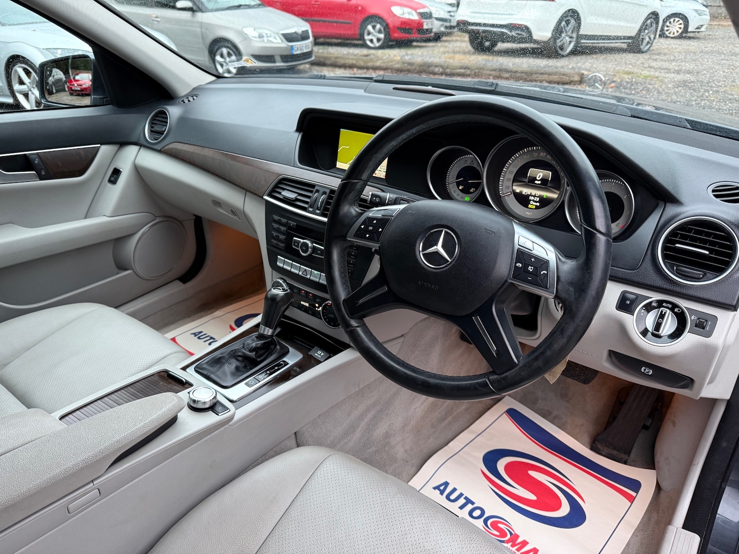 Used Mercedes-Benz C Class 2012 for sale - 76958704: Photo 15