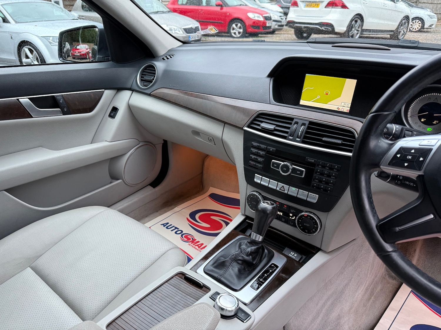 Used Mercedes-Benz C Class 2012 for sale - 76958704: Photo 16