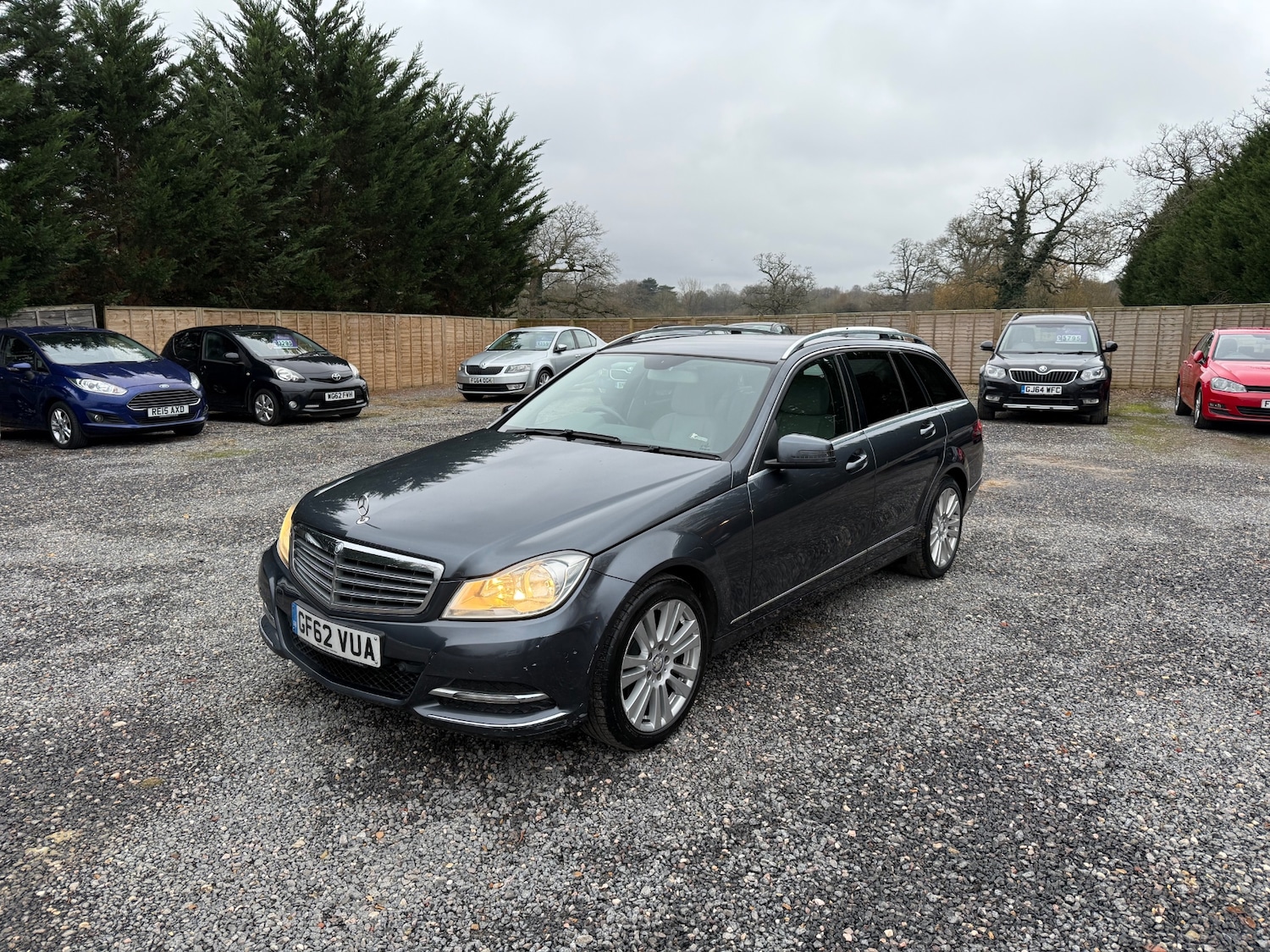 Used Mercedes-Benz C Class 2012 for sale - 76958704: Photo 4
