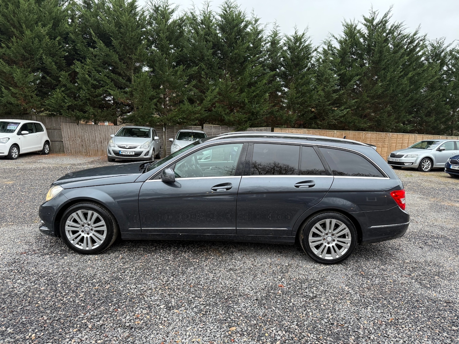 Used Mercedes-Benz C Class 2012 for sale - 76958704: Photo 5