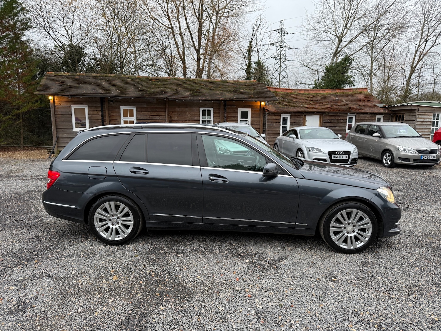 Used Mercedes-Benz C Class 2012 for sale - 76958704: Photo 7