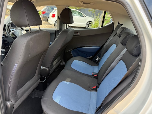 Used Hyundai i10 2014 for sale - 75173485: Photo 13