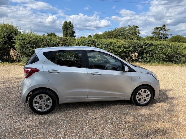 Used Hyundai i10 2014 for sale - 75173485: Photo 8