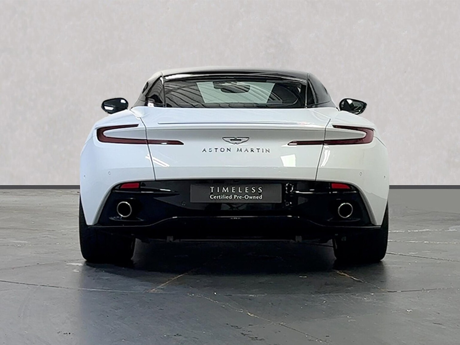 Used Aston Martin DB11 2017 for sale - 76320668: Photo 7