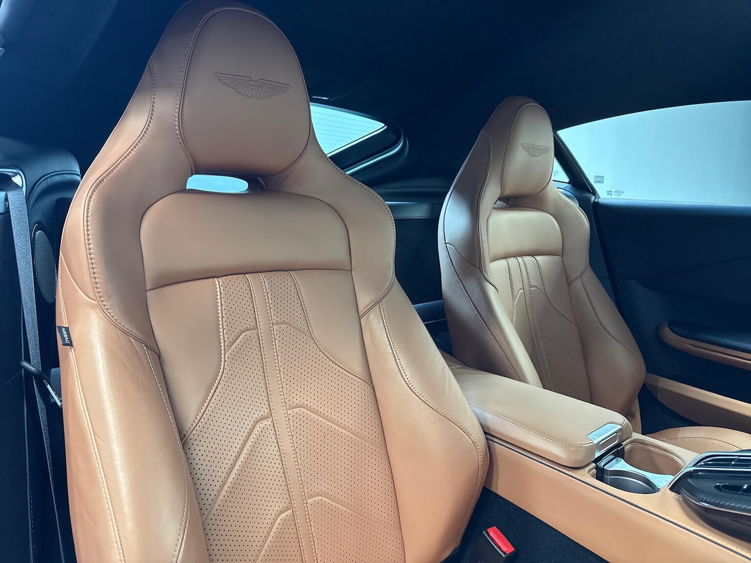 Used Aston Martin Vantage 2024 for sale - 76588595: Photo 22