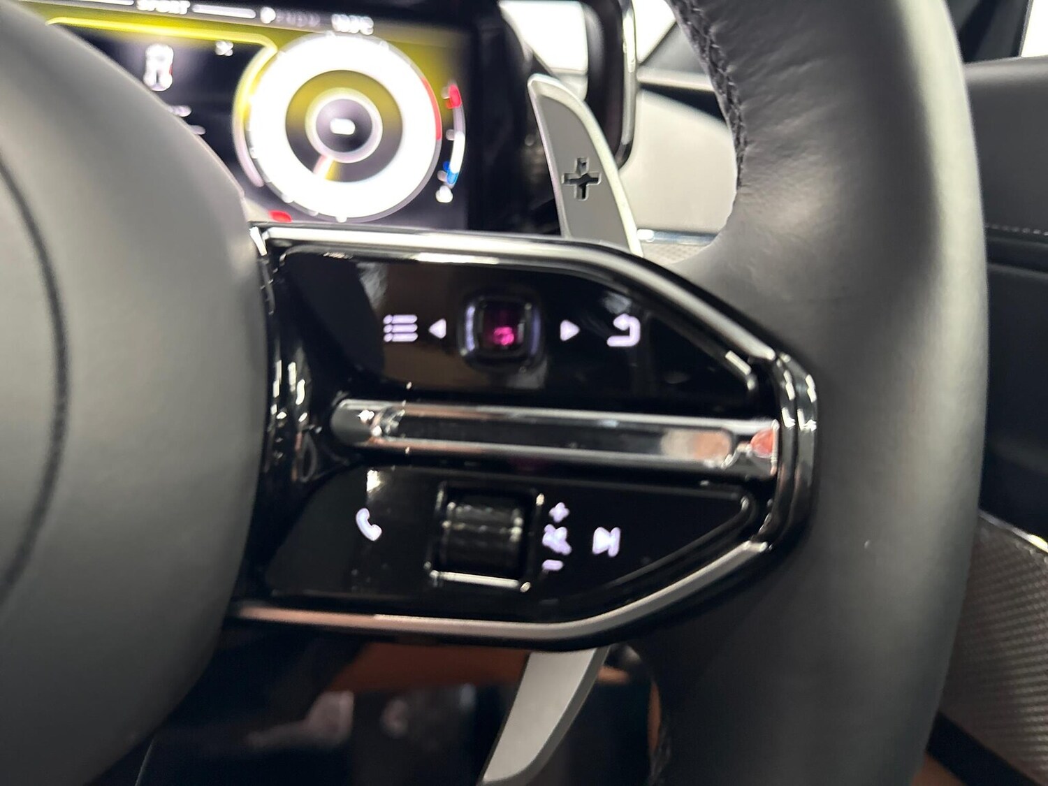 Used Aston Martin Vantage 2024 for sale - 77489590: Photo 33