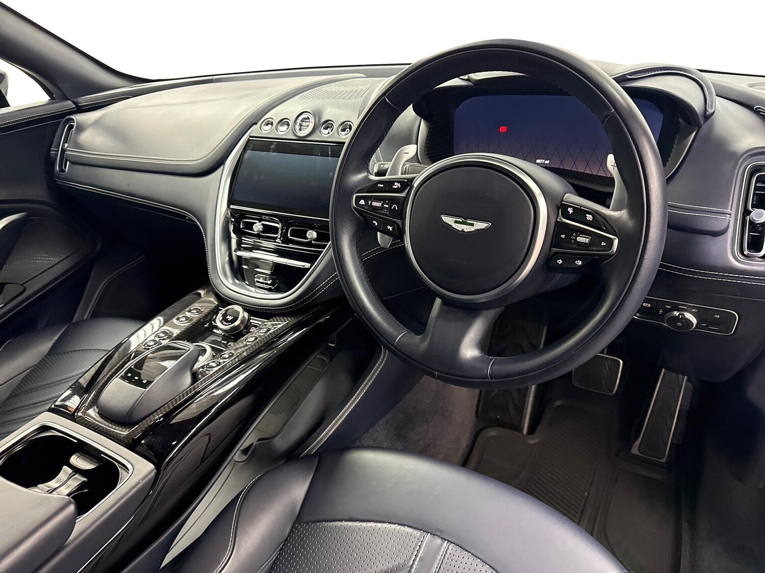 Used Aston Martin DBX 2023 for sale - 78193274: Photo 18